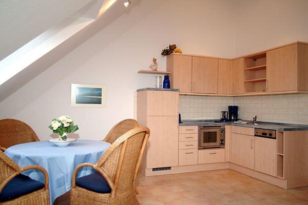 Residenz Am Strand Wohnung 1-18 Цингст Екстер'єр фото